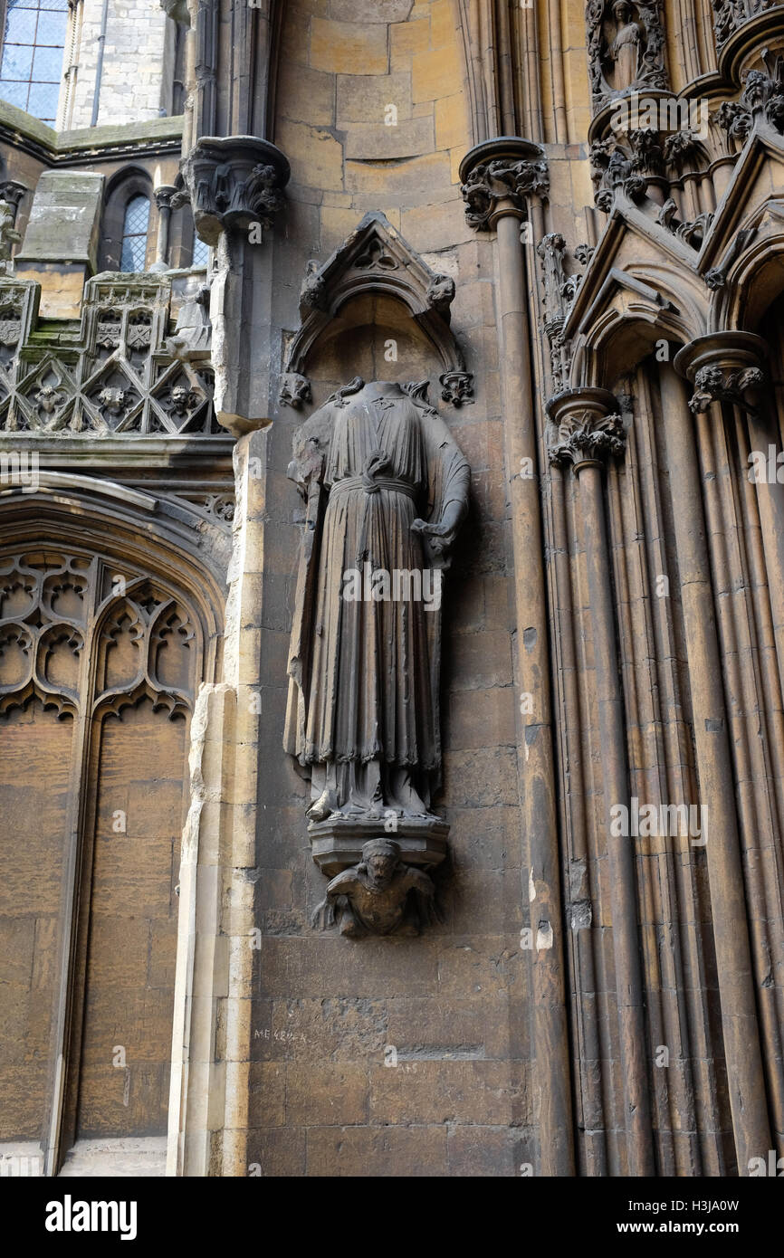 Decapitati statua nel Vescovo il portico, la Cattedrale di Lincoln. Foto Stock