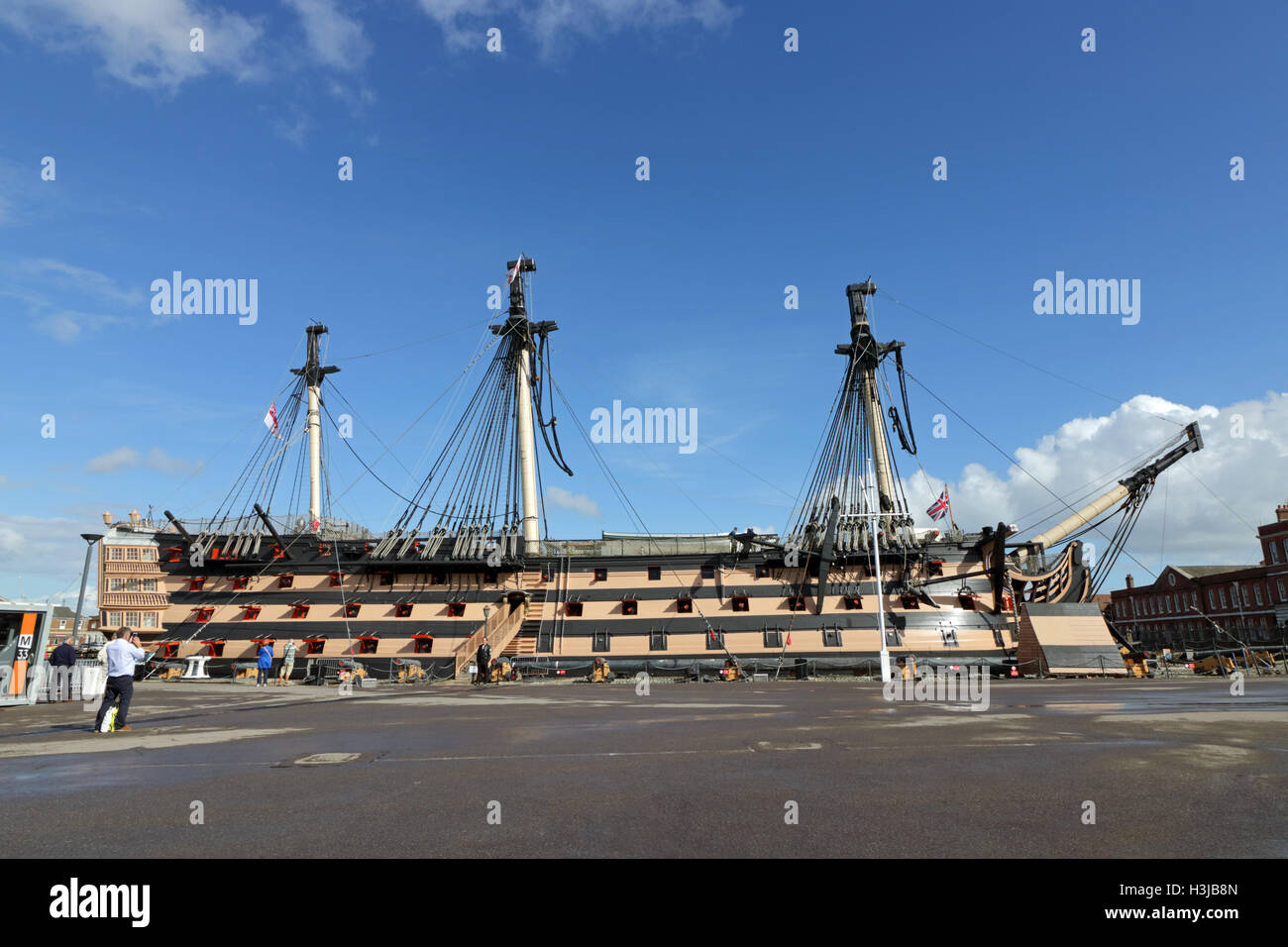 HMS Victory presso lo Storico Cantiere Navale di Portsmouth, Hampshire, Inghilterra, Regno Unito Foto Stock