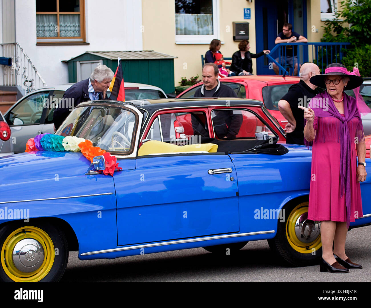 Auto d'epoca a Garching tradizionale sfilata: un classico vintage Skoda Felicia cabrio prodotta in anni (1959-64) Foto Stock