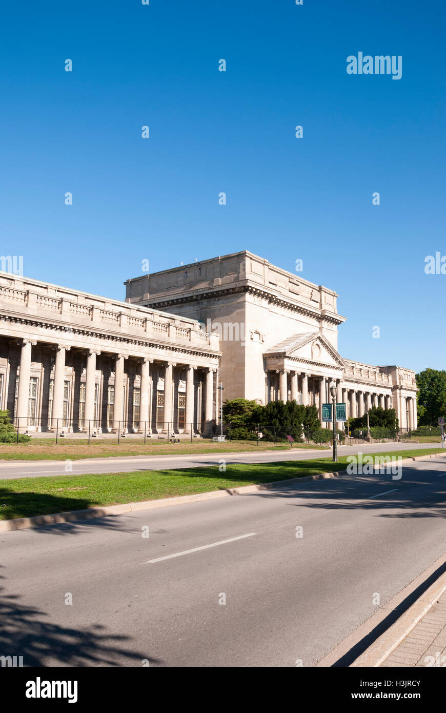 Il abbandonato lo sviluppo elettrico società hydro-stazione di generazione (aka Toronto Power) sul bordo del fiume Niagara Foto Stock