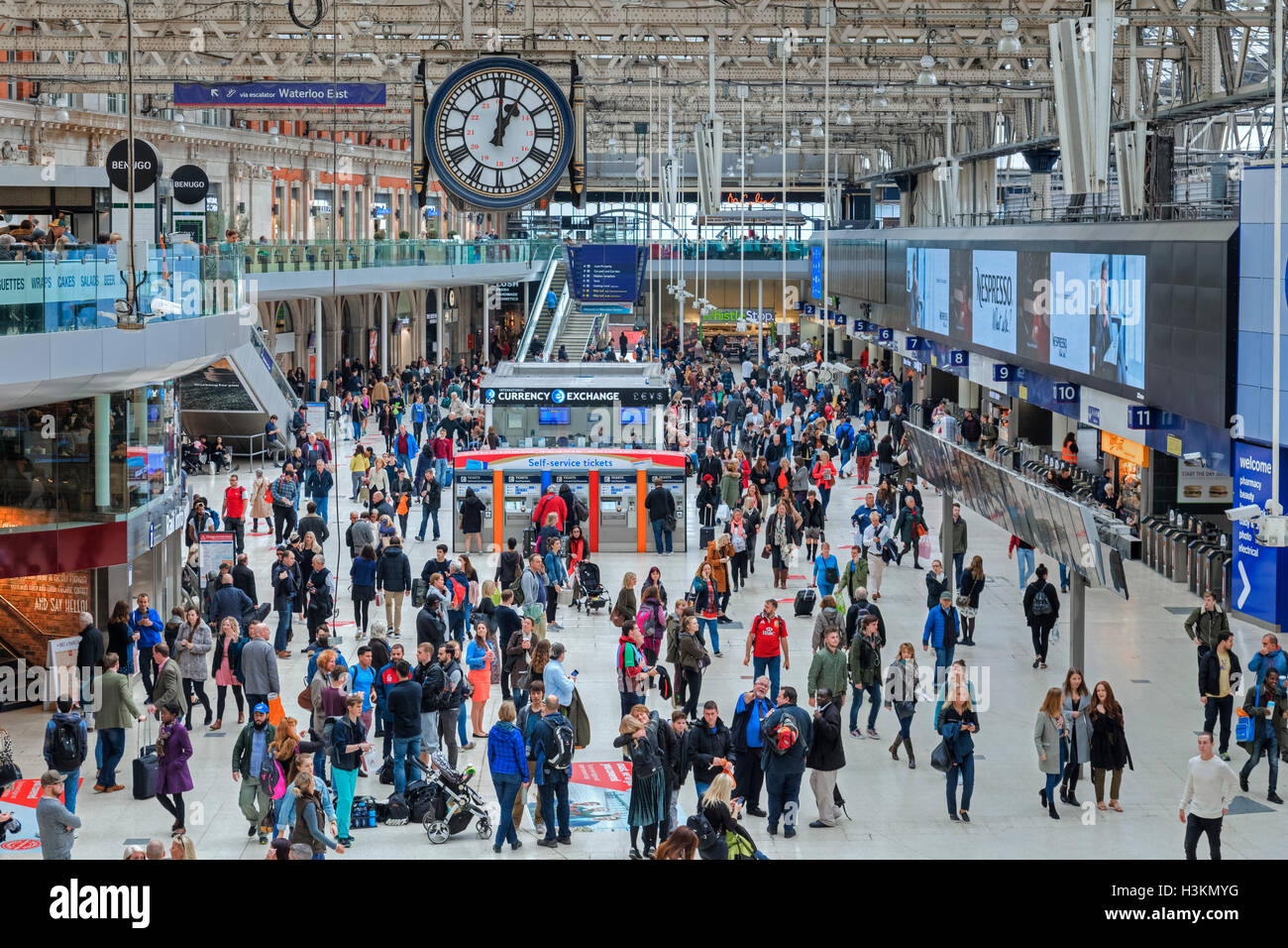 La stazione di Waterloo, London, England, Regno Unito Foto Stock