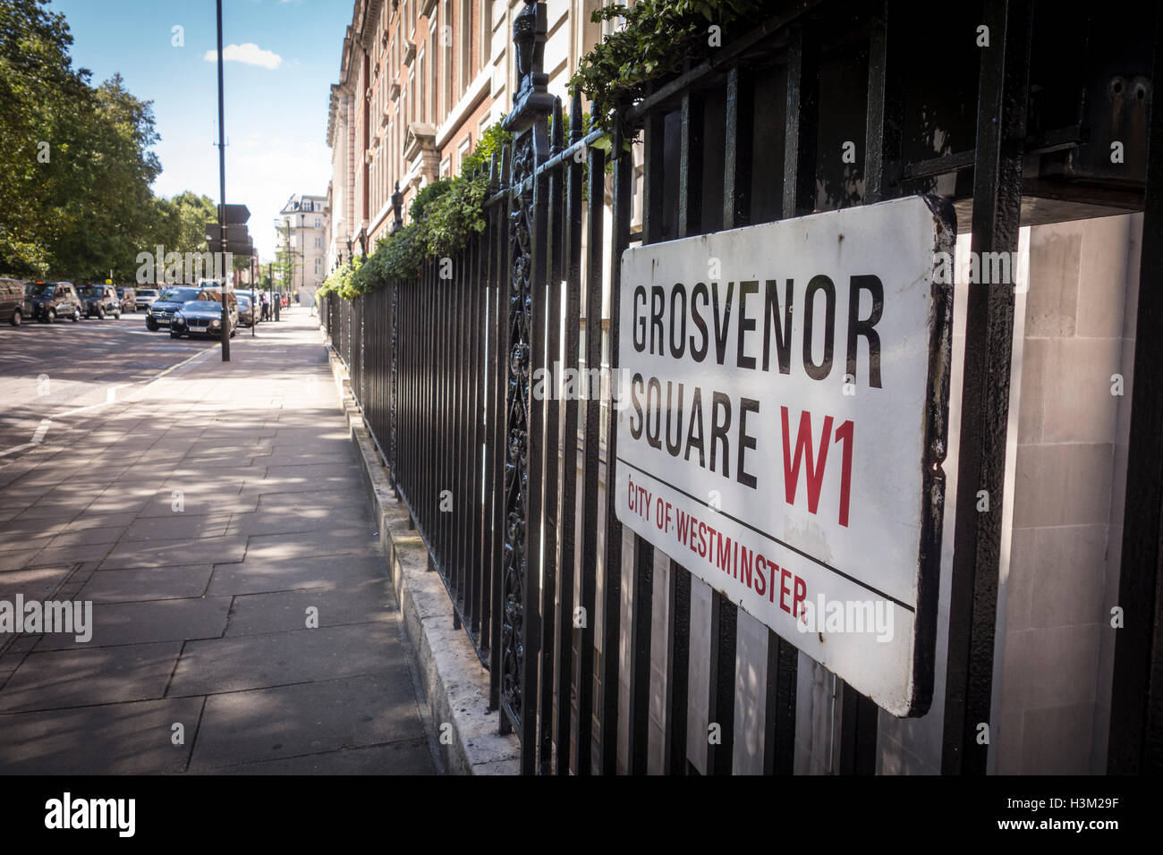 Grosvenor Square segno, Westminster, London, Regno Unito Foto Stock