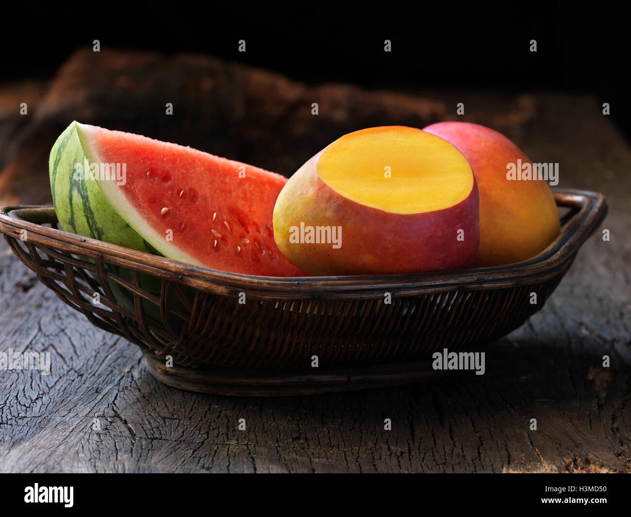Fresca frutta organica, mango e melone di acqua Foto Stock