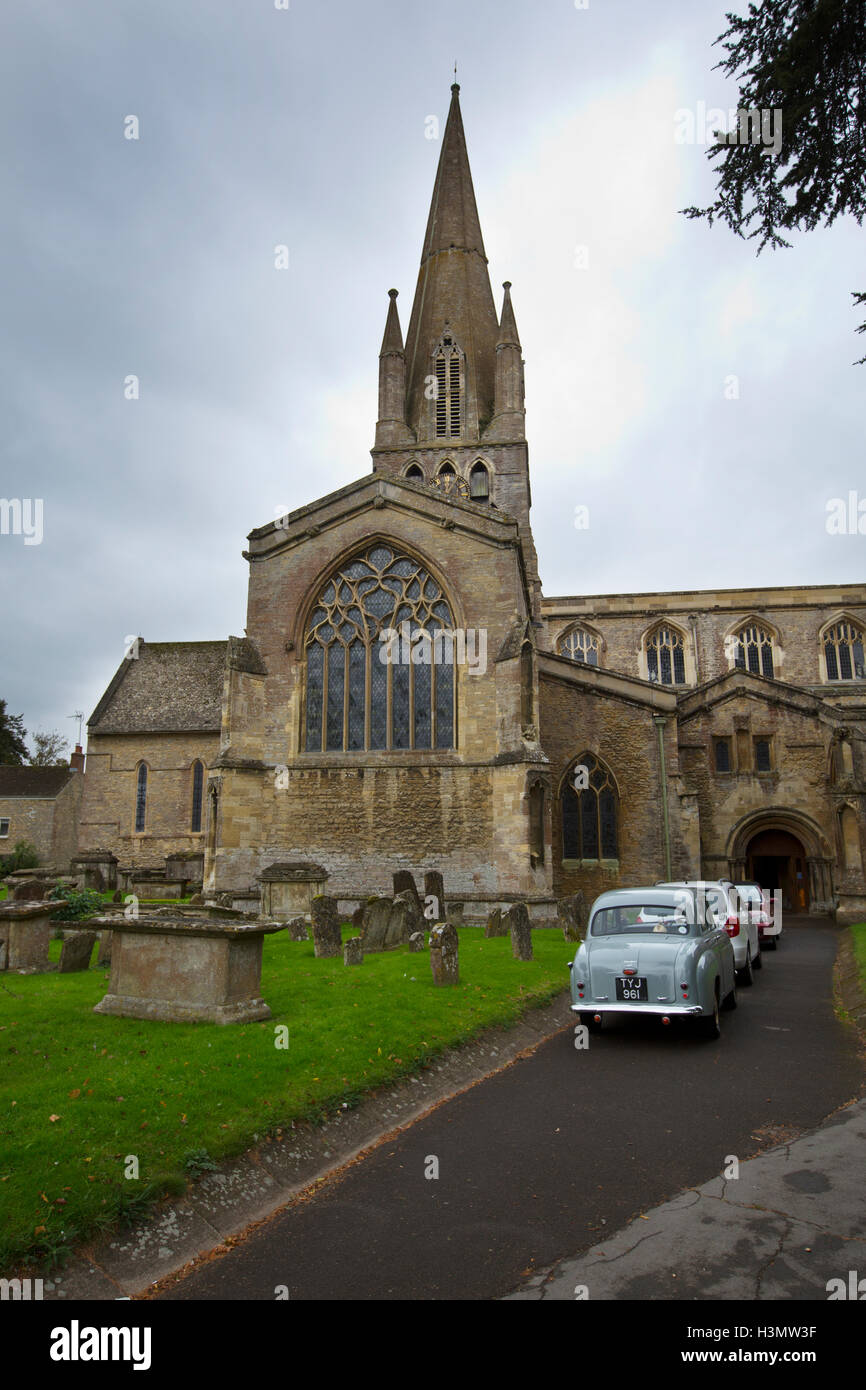 Chiesa di Santa Maria di Witney, West Oxfordshire, Cotswolds, England, Regno Unito Foto Stock