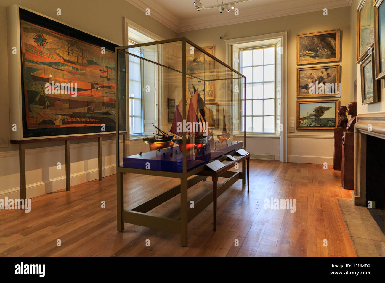 Royal Greenwich, Londra, 11 ottobre 2016. L'Assistente Master Galleria della Residenza. La Casa della Regina, che era chiuso per restauri e lavori di rinnovo per oltre un anno, ri-apre al pubblico, segnando l'edificio storico il quattrocentesimo anniversario. Credito: Imageplotter News e sport/Alamy Live News Foto Stock
