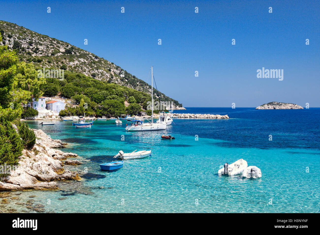 Il porto di Porto Atheras sull'isola di Cefalonia, Grecia Foto Stock