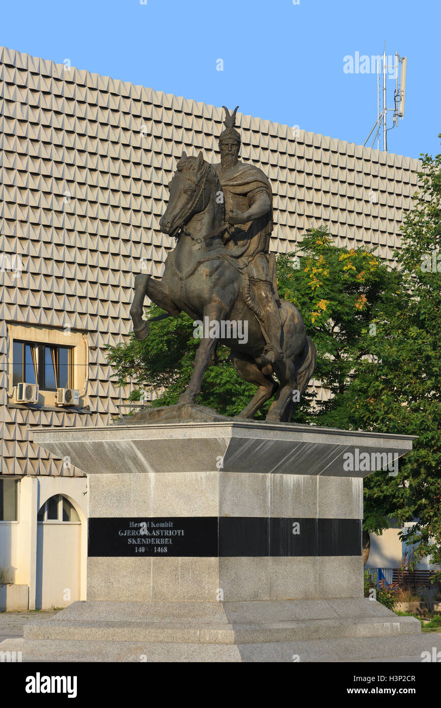 Monumento al nobile albanese e un comandante militare Skanderbeg (1405-1468) a Pristina, in Kosovo Foto Stock