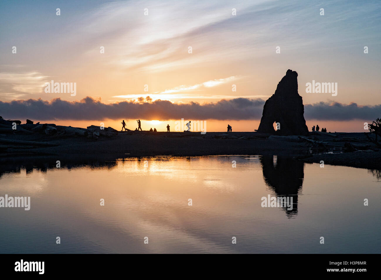 Tramonto al Ruby Beach - Parco nazionale di Olympic, vicino a forche, Washington, Stati Uniti d'America Foto Stock