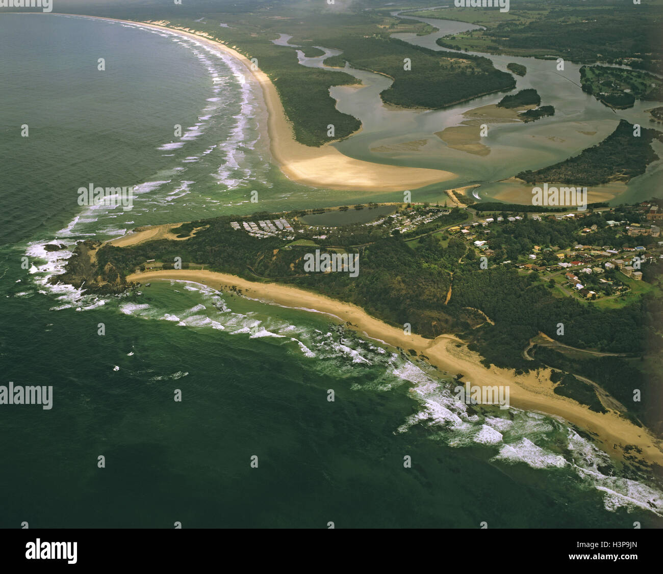 Vista aerea di Yamba presso la foce del Fiume di Clarence, Foto Stock