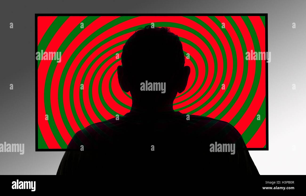 Persona di fronte swirly schermo tv, illustrazione. Foto Stock
