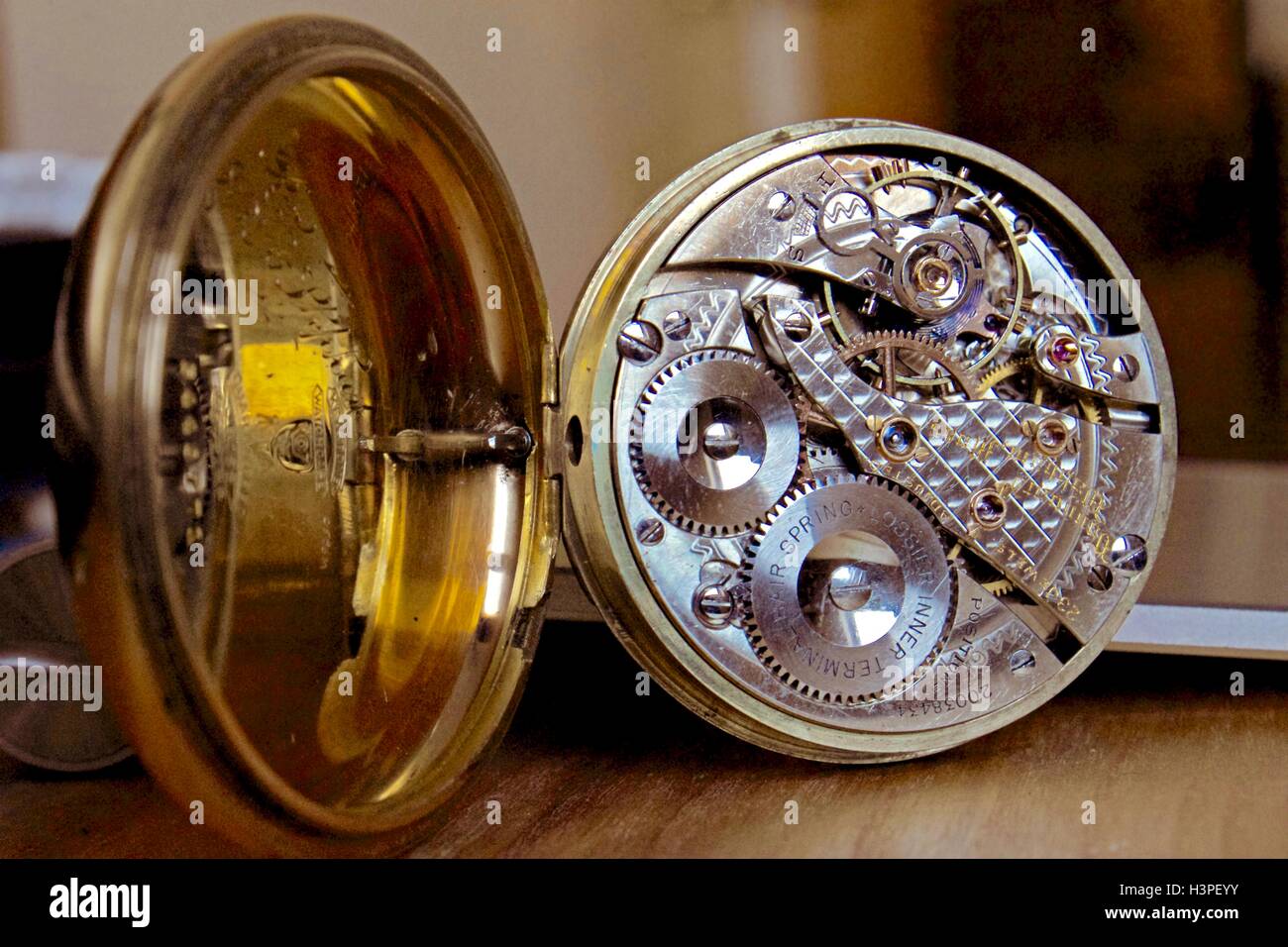 Orologio D'oro Immagini e Fotos Stock - Pagina 6 - Alamy