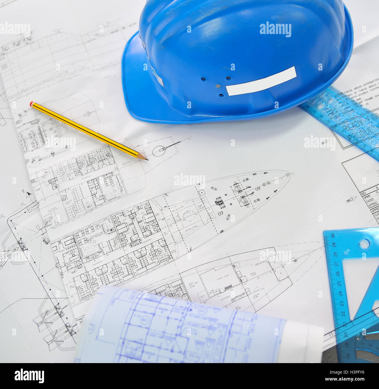 Tecnica progetti navale carta e casco Foto Stock