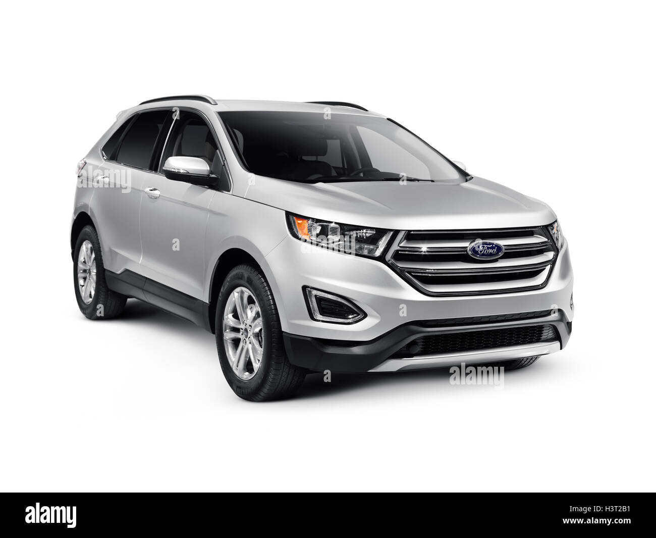 Argento 2016 Ford Edge Sport Auto crossover SUV veicolo isolato su sfondo bianco con tracciato di ritaglio Foto Stock