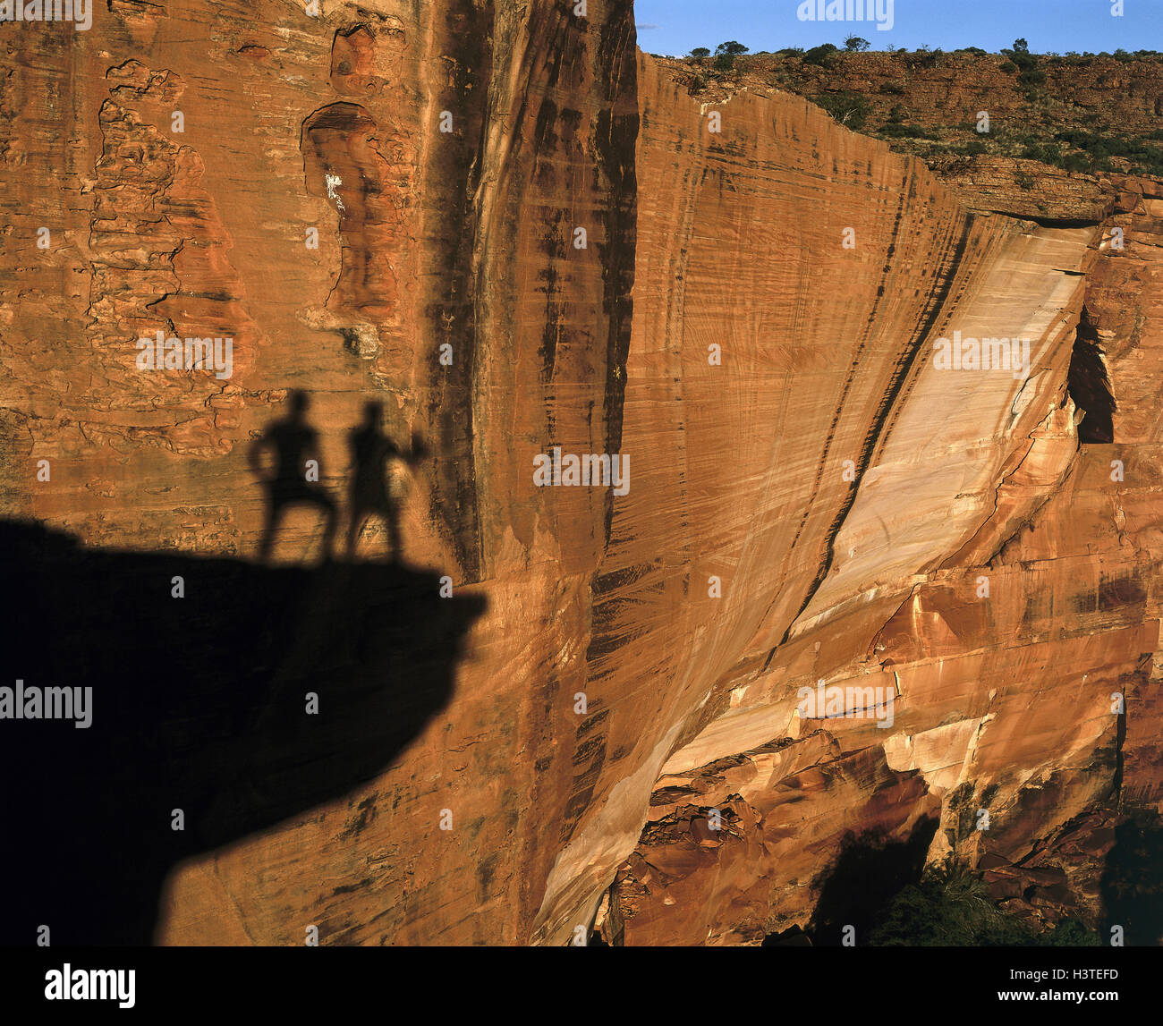 Australia, Territorio del Nord, Watarrka National Park, King Canyon, scogliera, ombra alpinista, Wanderer, silhouette, shadow game, scenario, rock, proiezione di bile, canyon, gorge, tempo libero, vacanza avventura di vacanza, weirdly, natura Foto Stock