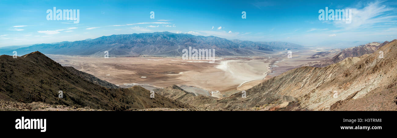 Panorama da Dante nella vista, punto di vista, il Parco Nazionale della Valle della Morte, gamma Panamint dietro, Deserto Mojave, CALIFORNIA, STATI UNITI D'AMERICA Foto Stock
