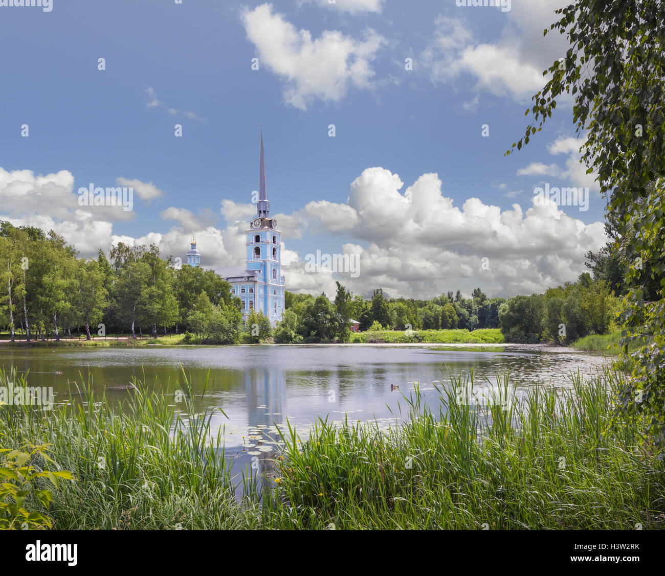 Pietro e Paolo Chiesa costruita nella prima metà del XVIII. Lo stile architettonico - "Pietro barocco'. Yaroslavl. La Russia Foto Stock