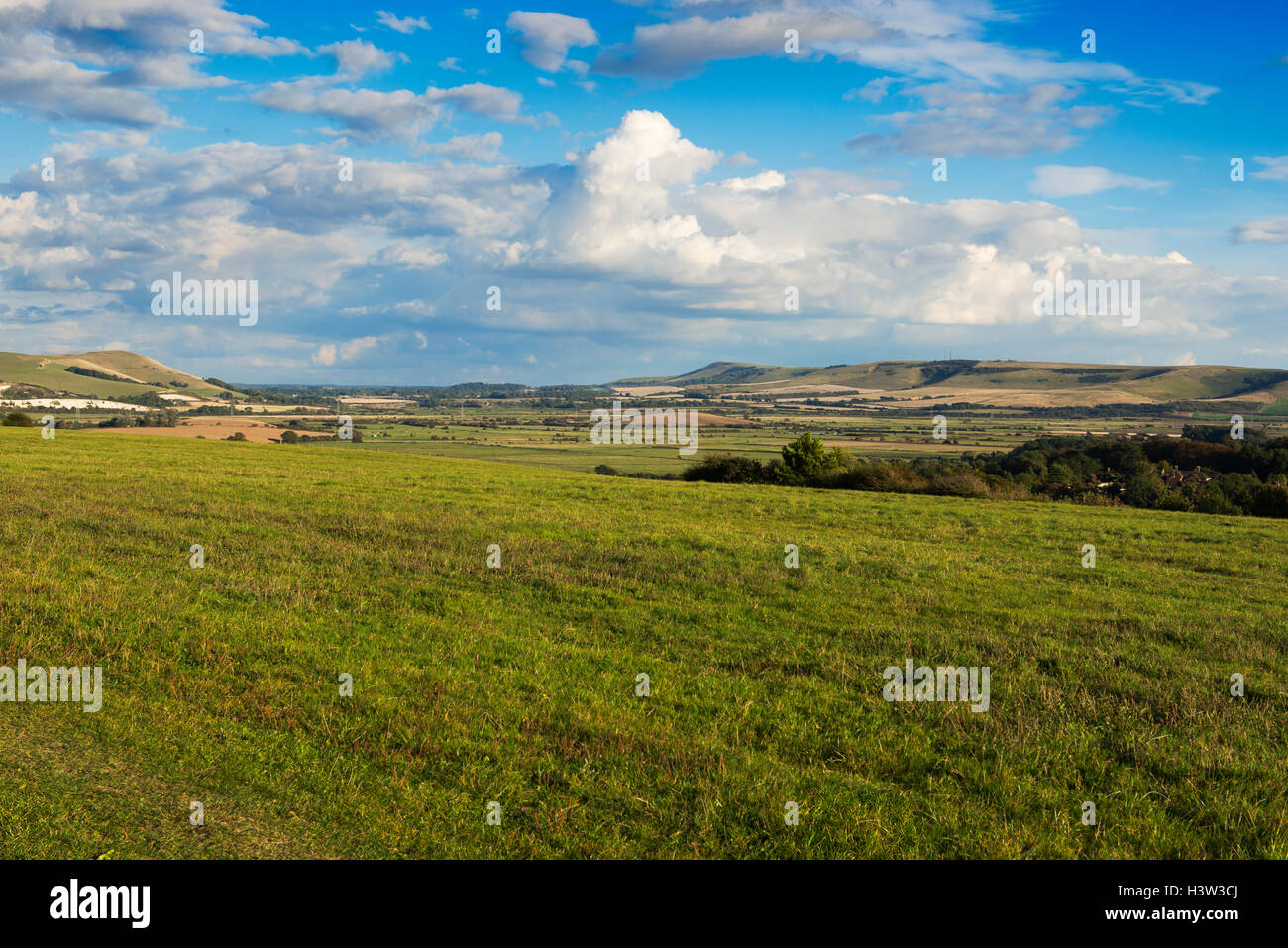 Vista su tutta la vallata Ouse verso Firle Beacon in un pomeriggio autunnale, East Sussex, England, Regno Unito Foto Stock