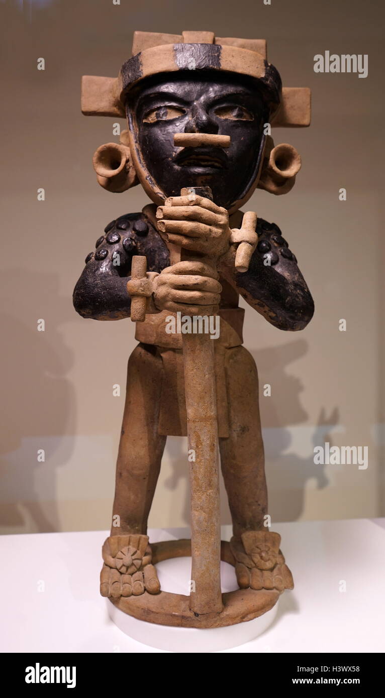 Maschio in ceramica figura dal Messico. Datato al X secolo Foto Stock