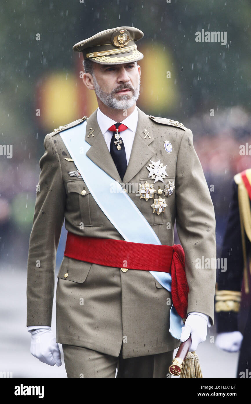 Madrid, Madrid, Spagna. Xii oct, 2016. Il re Filippo VI di Spagna hanno partecipato alla Giornata Nazionale parata militare il 12 ottobre 2016 a Madrid, Spagna. Credit: Jack Abuin/ZUMA filo/Alamy Live News Foto Stock