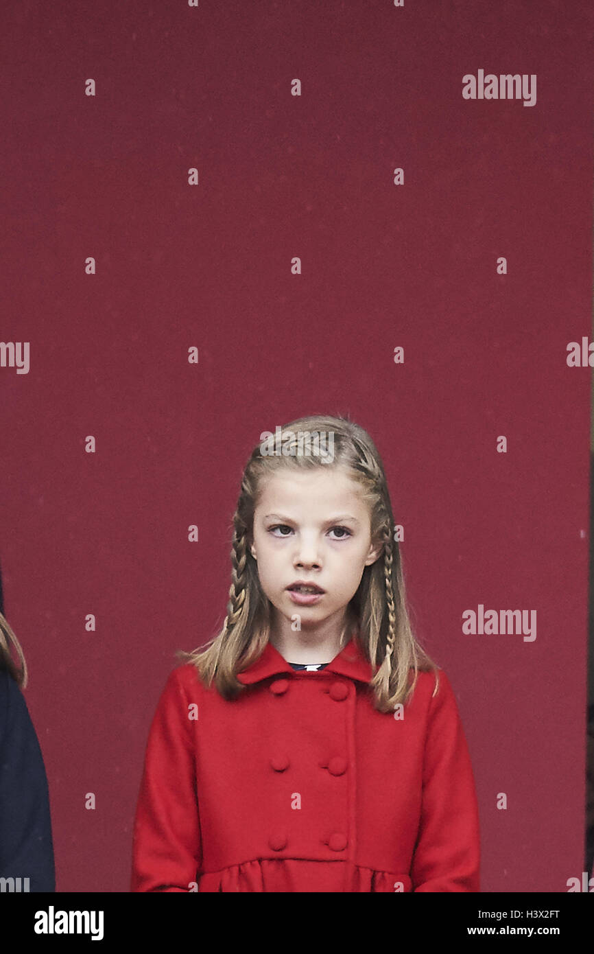 Madrid, Madrid, Spagna. Xii oct, 2016. La Principessa Sofia ha partecipato alla Giornata Nazionale parata militare il 12 ottobre 2016 a Madrid, Spagna. Credit: Jack Abuin/ZUMA filo/Alamy Live News Foto Stock