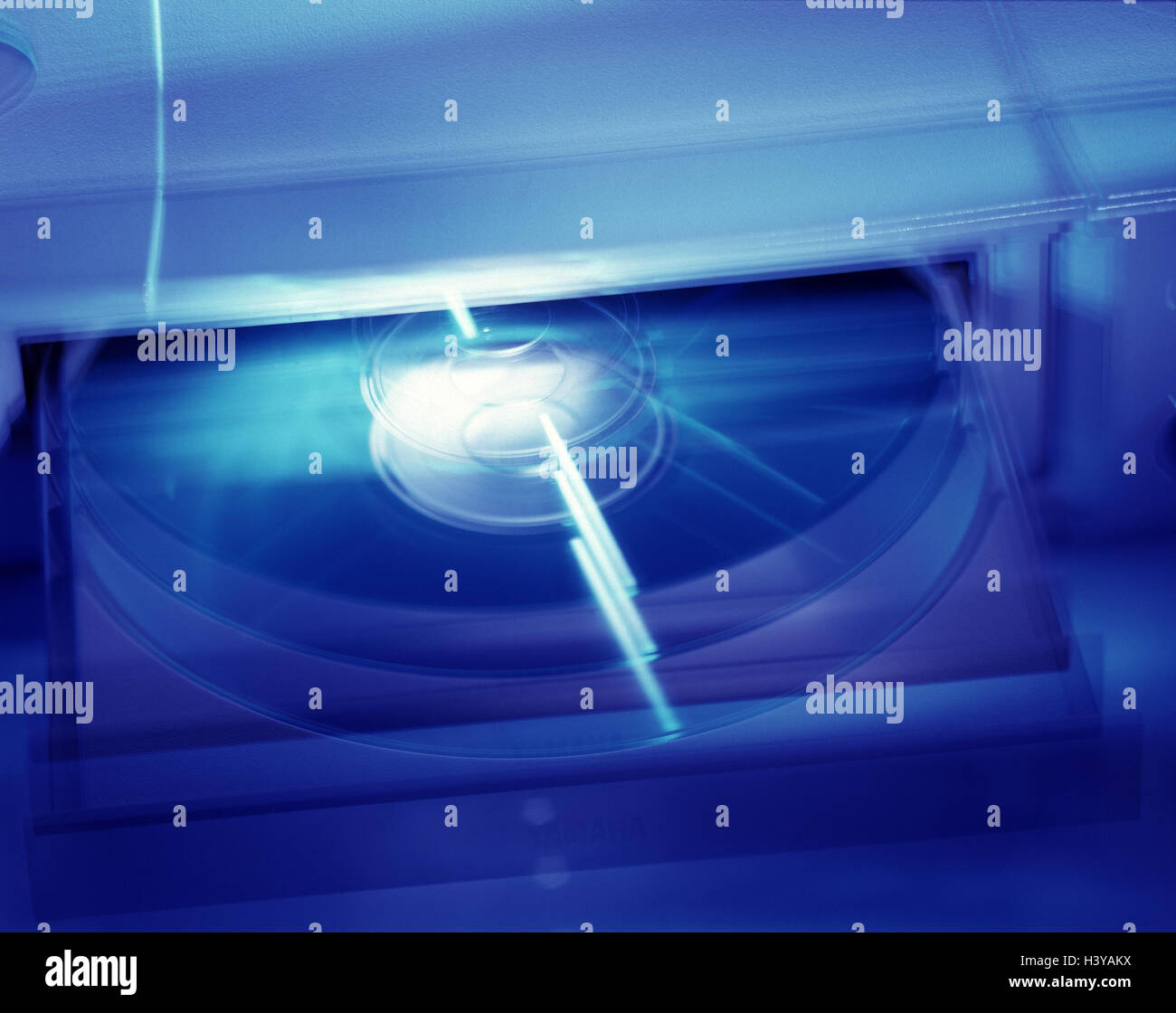 Computer, dettaglio, computer, CD-ROM, CD unità disco, CD dati, masterizzare, memoria dati, i dati di amministrazione, unità disco, elaborazione dati supporto dati, manipolato, filtro spettrale, blur Foto Stock