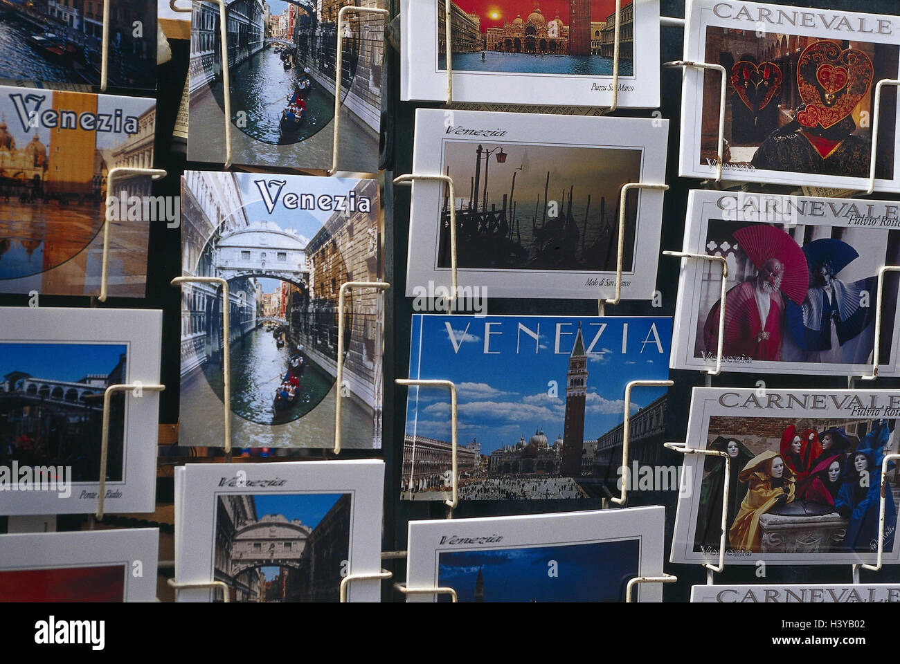 L'Italia, Venezia, vendite, cartoline e biglietti di auguri Cartoline, post, memoria, Aufsteller Foto Stock