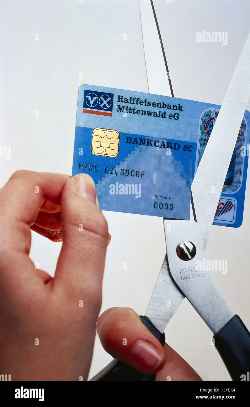 Carta eurocheque, tagliare, dettaglio, EC-card, non valido, invalidità,  distruggere Foto stock - Alamy