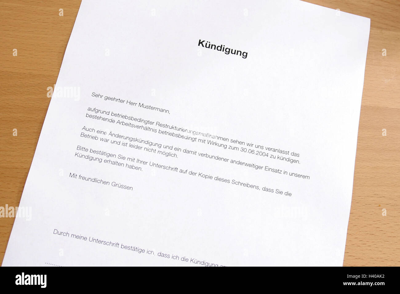 Documento, la lettera di dimissioni desk, Lettera, Lettera di  accompagnamento, di comunicazione, di scrittura, dettaglio, del datore di  lavoro dei dipendenti sul posto di lavoro, perdita, contratto di lavoro, la  cancellazione del