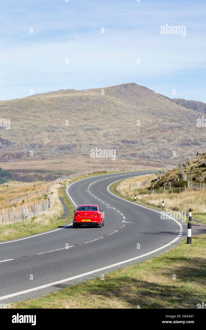 La Crimea Pass o Bwlch y Gorddinan (A470) cerca da Blaenau Ffestiniog verso Betws-y-Coed, Snowdonia National Park, il Galles Foto Stock