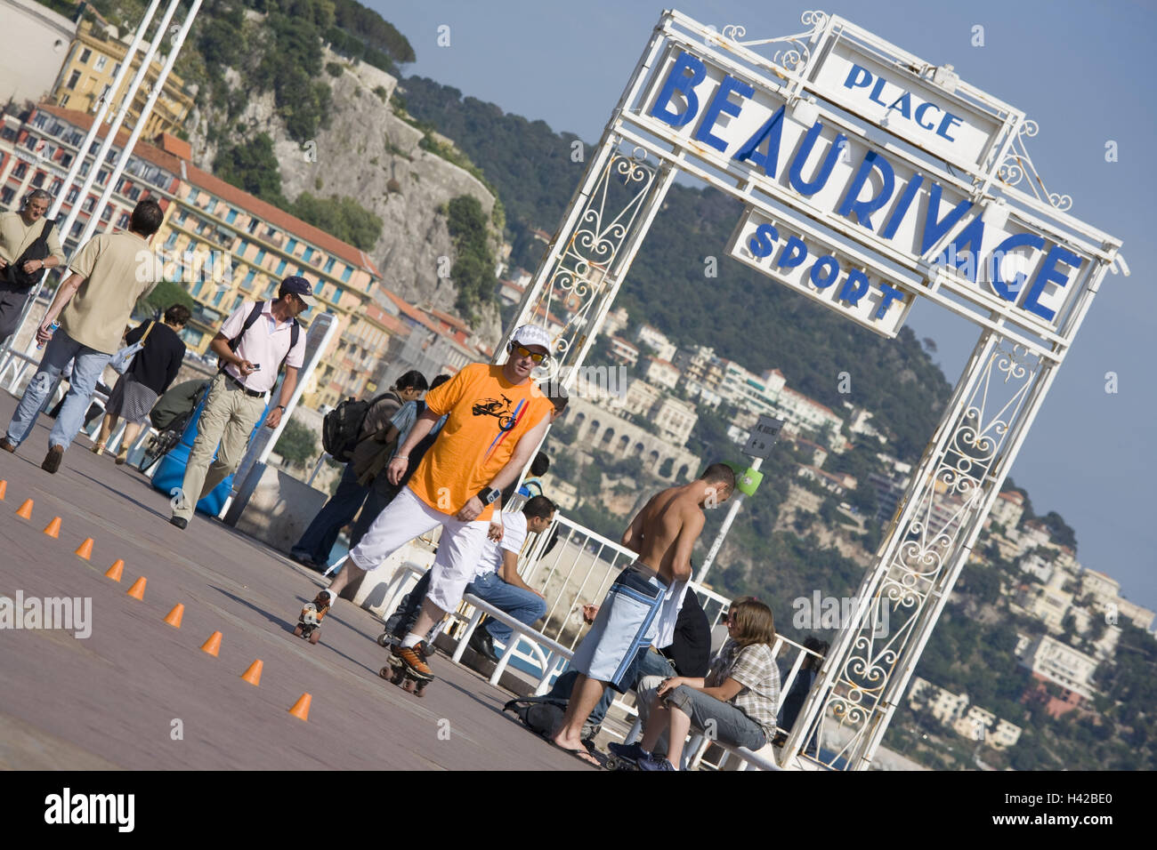 Francia, Provenza, Cote d'Azur, Nizza Promenade del Anglais, persona, Foto Stock