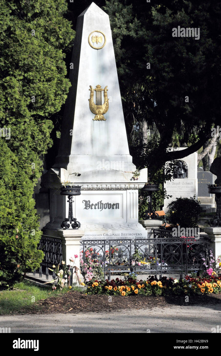 Austria, Vienna Simmering, cimitero centrale, Beethoven della tomba Foto Stock