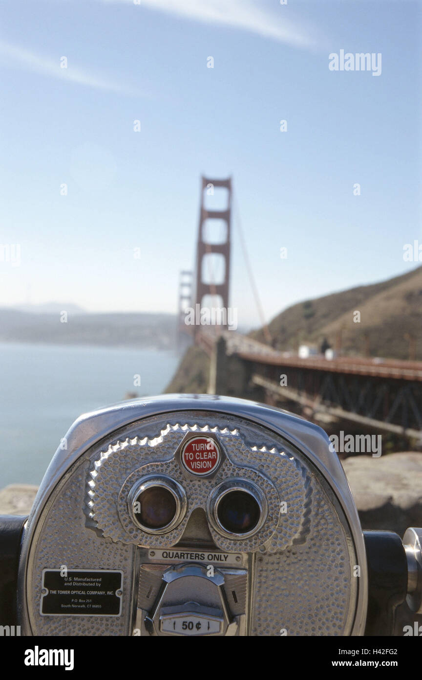 Gli Stati Uniti, California, San Francisco, costa, coin binocolo, visualizzare il Golden Gate Bridge, America, Nord America west coast, bridge, collegamento, ponte di traffico, struttura, costruzione, ponte di sospensione, apertura alare 1.28 km, completa nel 1937, punti di riferimento, plac Foto Stock