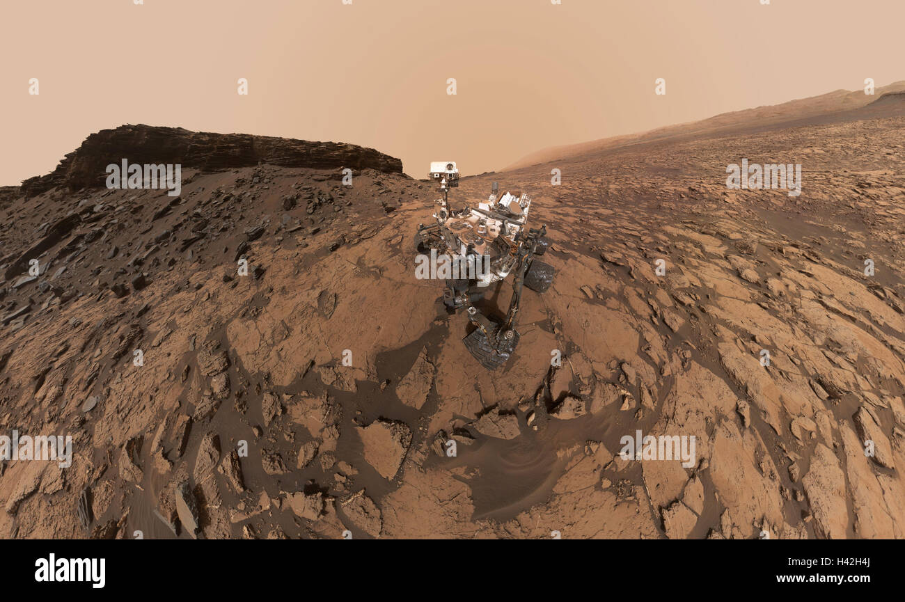 Curiosità Mars Rover Selfie a quela posizione di foratura, Murray Buttes, Mount Sharp, marte Foto Stock