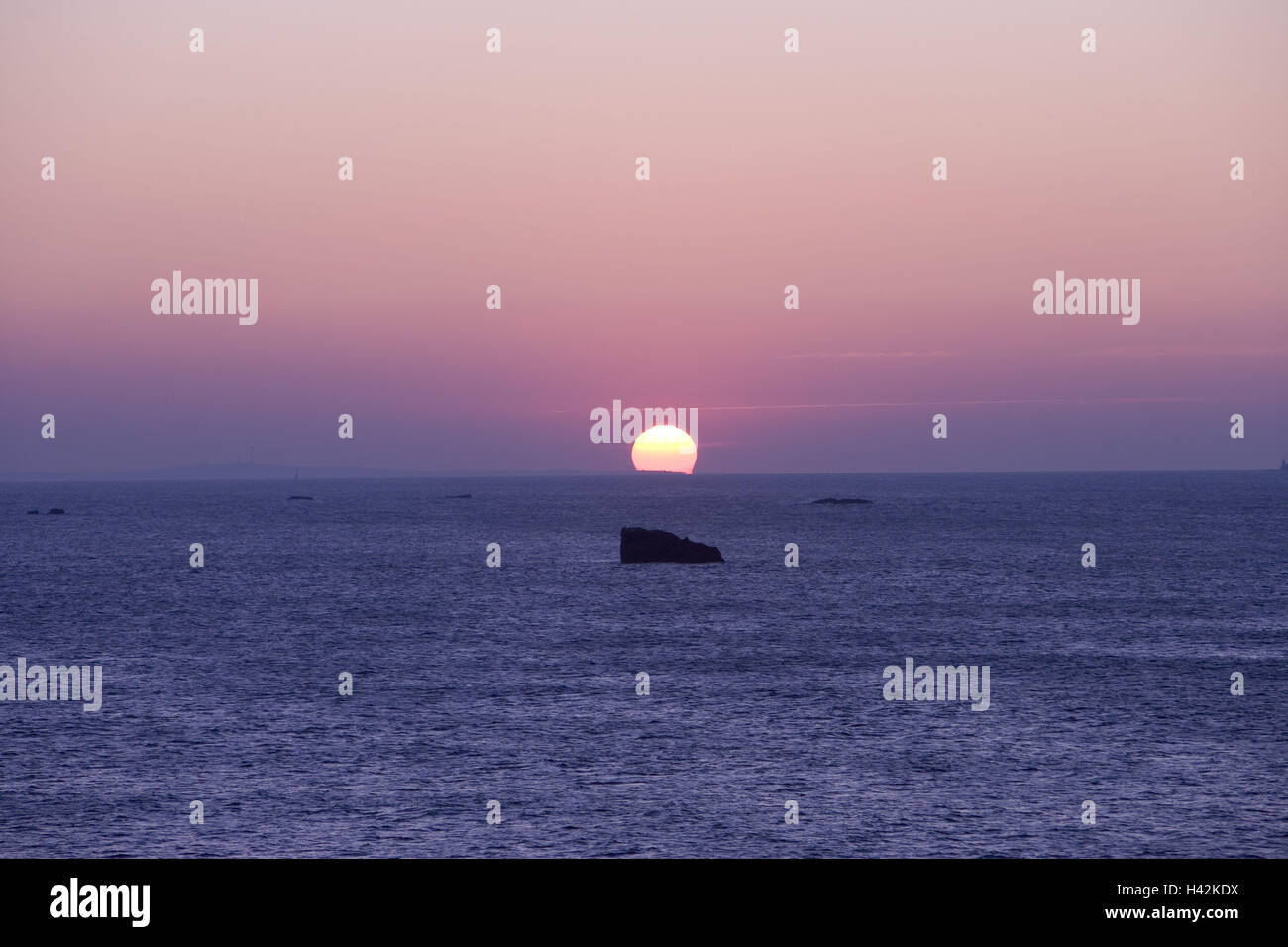 Francia, Bretagna, Finisterre, Cote d'Abers, punto Landunvez, Trémazan, Atlantico, tramonto, Foto Stock