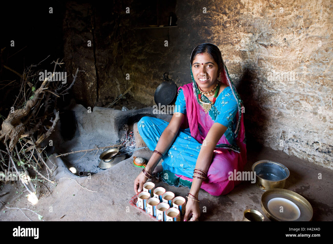 India Rajasthan, Luni, donna, tè, Jai, servire, nessun modello di rilascio, Foto Stock