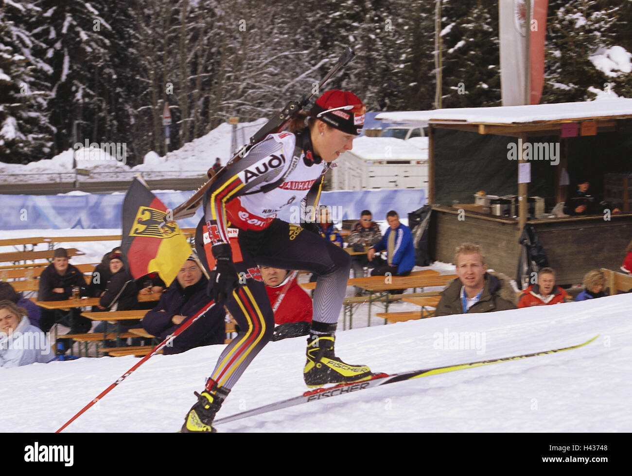 L'Italia, Alto Adige, Anterselva, la coppa del mondo in 2008, biathlon, Race Track, Magdalena Neuner, pattinaggio, sede di eventi, evento passaggio, evento, gara di coppa del mondo, coppa del mondo, nel 2008, sportive, biatleta, Skaterin, donna, battistrada, vista laterale, tedeschi, sport, sport invernali, sci, sport circuito, internazionalmente, ceppo, pistola, tensione, Foto Stock