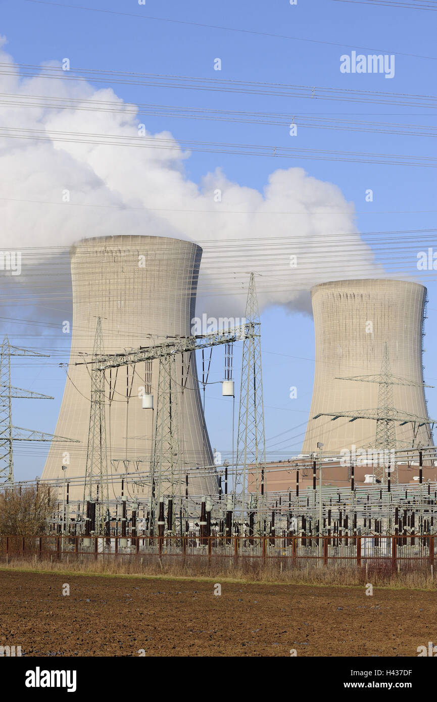 Le torri di raffreddamento, impianto di energia nucleare Grafenrhein campo, bassa Franconia, bavaresi, Germania, Foto Stock