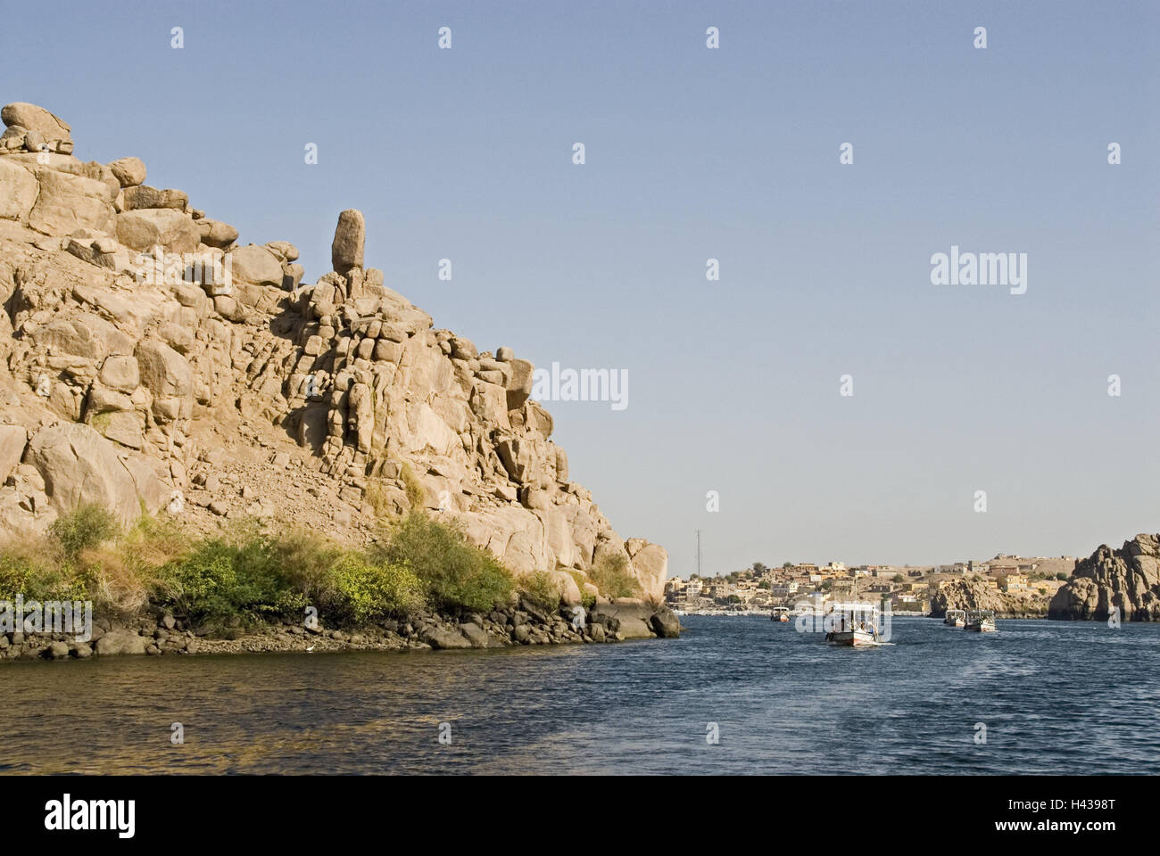 Egitto, Aswan, cataratta, vista locale e il Nilo, isola di Philae, Alto Egitto, paesaggi, montagne, rock, fiume, acque, stivali, Isola, luogo, case, case, destinazione, turismo, Foto Stock