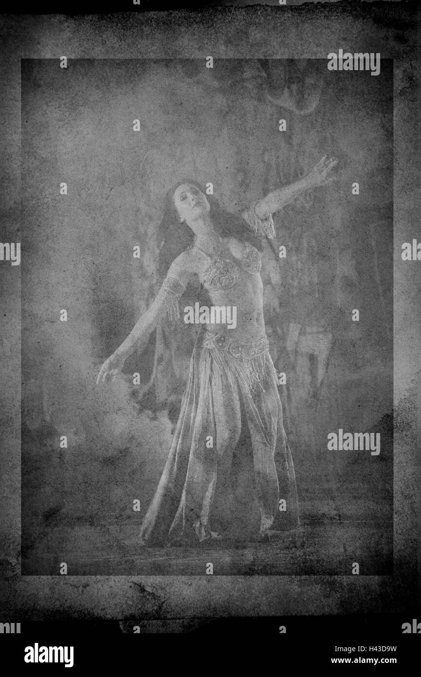 Fotografia di una danzatrice del ventre Foto Stock