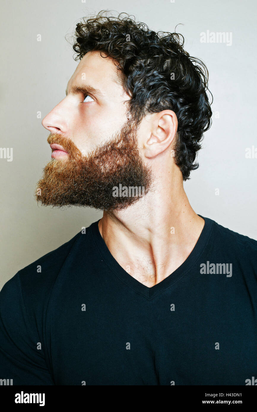 Uomo di neve e di ghiaccio sul suo viso e barba, Islanda Foto stock - Alamy