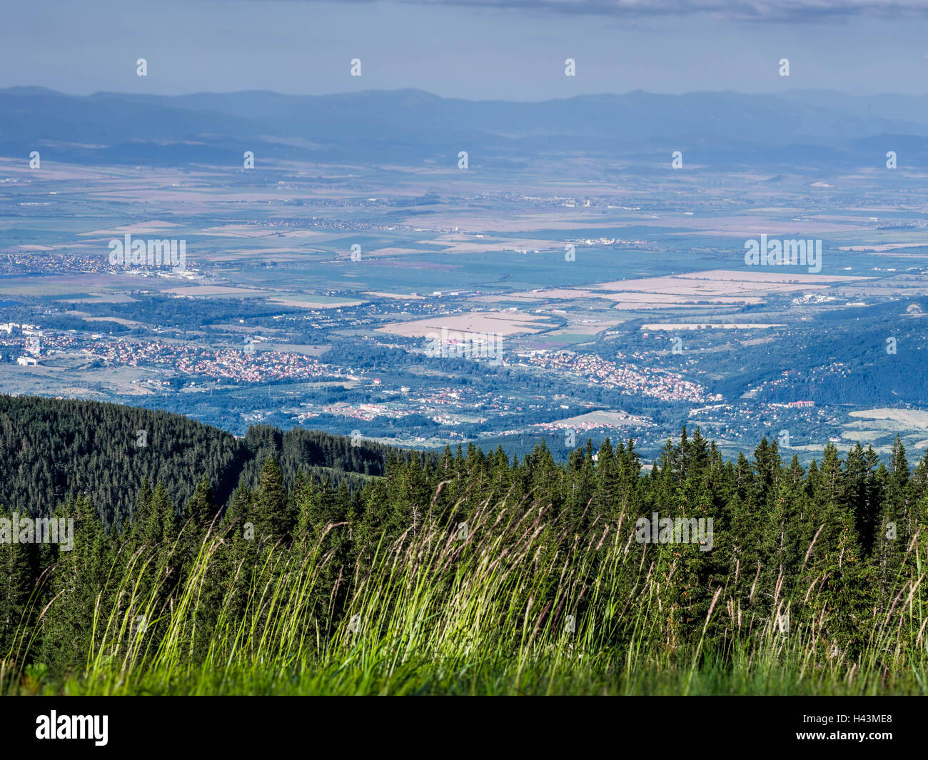 Vista di Sofia dal Vitosha Parco Nazionale, Bulgaria Foto Stock