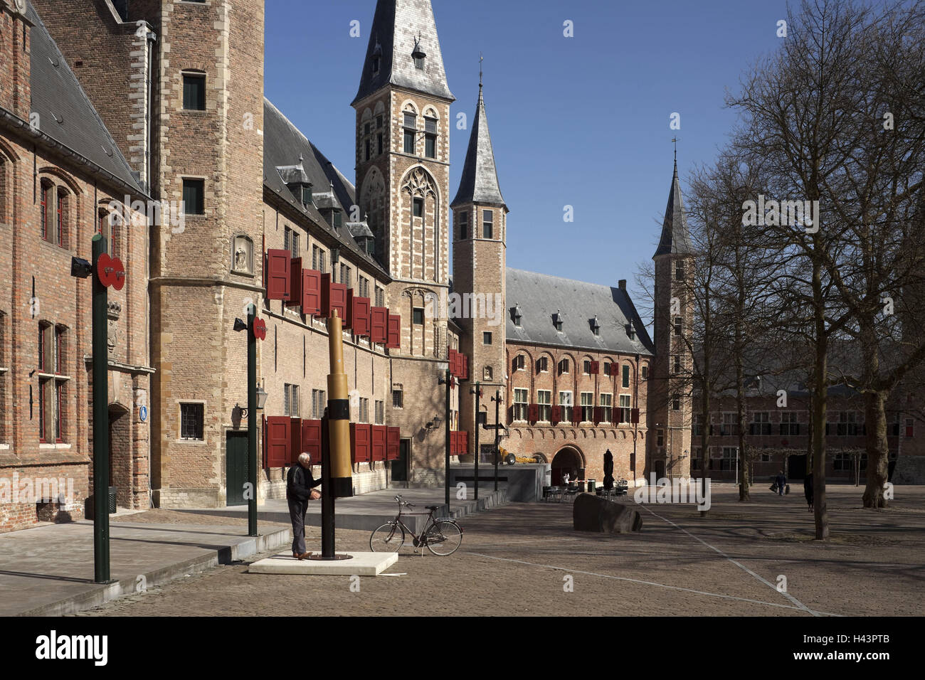 I Paesi Bassi, il castello di Mezzo, cortile interno, chiostro, Onze Lieve Vrouwe Abdij, città, architettura, costruzione, il chiostro Foto Stock