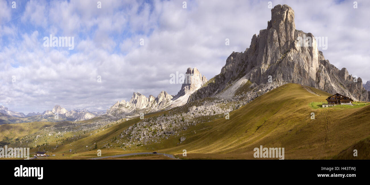 L'Italia, Veneto, Dolomiti, Passo di Giau, Nuvolao 2575 m, Foto Stock