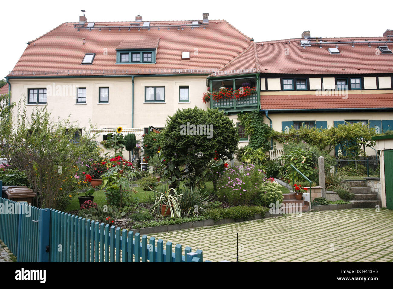 In Germania, in Sassonia, Dresda, in direzione di Hellerau;, garden city, case e giardini, Foto Stock