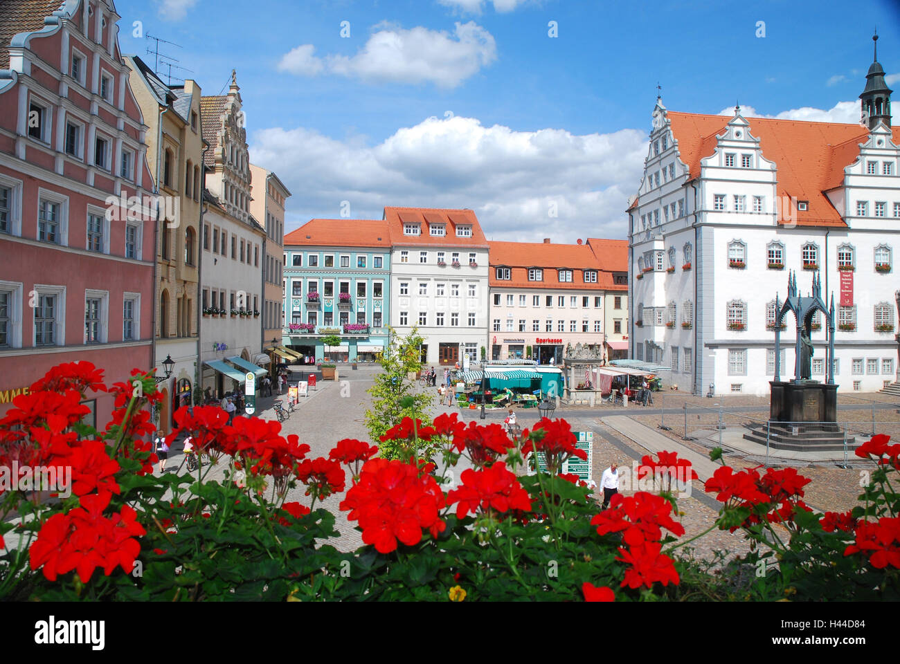 Germania, Sassonia-Anhalt, città di Lutero Wittenberg, mercato, semi-case con travi di legno, Melanchthonbrunnen, Foto Stock