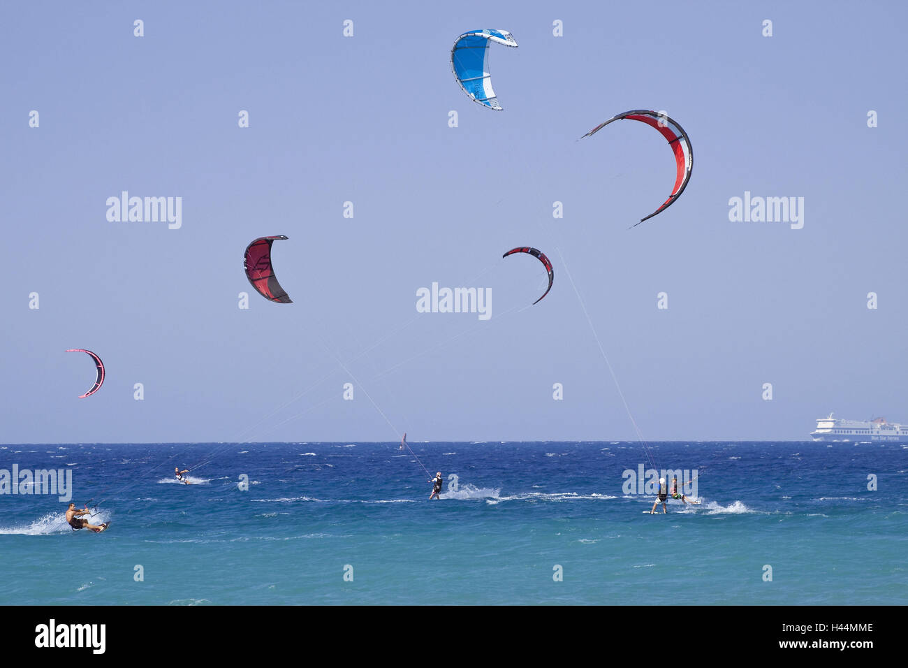 L'Europa, Sud, Europa, Grecia, isola di Rodi, west coast, kite surf in spiaggia Kremasti, nessun modello di rilascio, Foto Stock