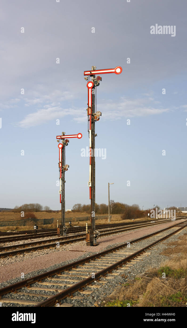 Linea ferroviaria, semafori Foto Stock