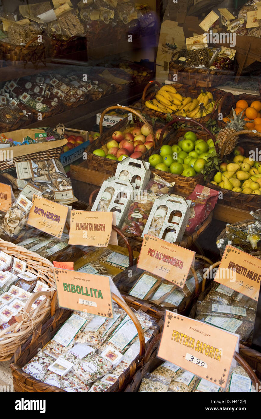 L'Italia, Toscana, Montepulciano, mercato prodotti, passate, acquistare ceste, segni, segni, vendite, scelta, vendere, Foto Stock