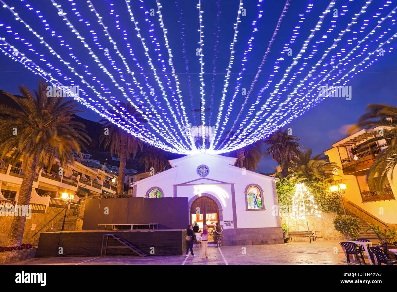 Spagna Isole Canarie, Tenerife, Acantilado de los Gigantes, chiesa, sera, Foto Stock