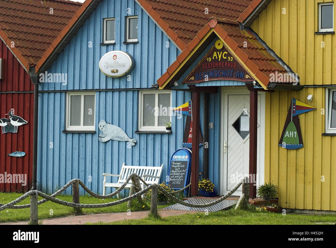 Germania, SCHLESWIG-HOLSTEIN, isola di Amrum, Steenodde, case, luminosamente, Foto Stock